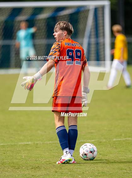 Thumbnail 2 in A.C. Reynolds vs. Apex Friendship (NCSCA Kickoff Classic) photogallery.