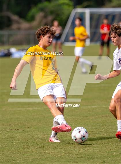 Thumbnail 3 in A.C. Reynolds vs. Apex Friendship (NCSCA Kickoff Classic) photogallery.