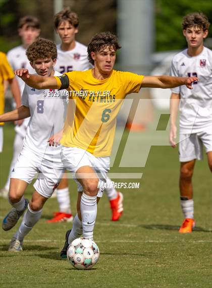 Thumbnail 2 in A.C. Reynolds vs. Apex Friendship (NCSCA Kickoff Classic) photogallery.