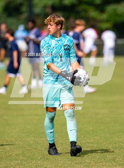 Thumbnail 2 in A.C. Reynolds vs. Apex Friendship (NCSCA Kickoff Classic) photogallery.