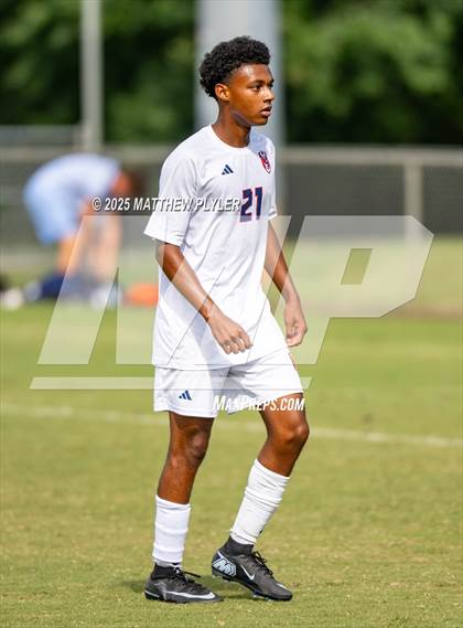 Thumbnail 2 in A.C. Reynolds vs. Apex Friendship (NCSCA Kickoff Classic) photogallery.
