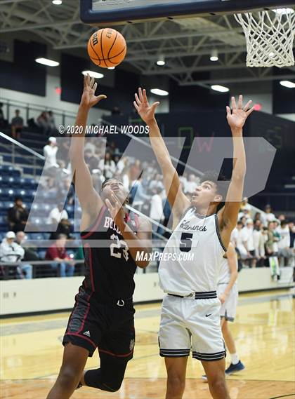 Thumbnail 3 in Bentonville West vs. Springdale photogallery.