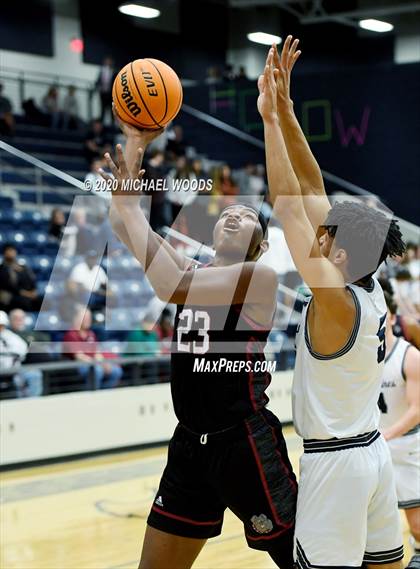 Thumbnail 2 in Bentonville West vs. Springdale photogallery.