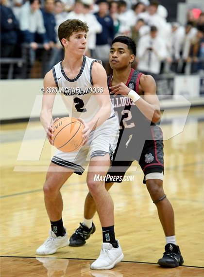 Thumbnail 3 in Bentonville West vs. Springdale photogallery.