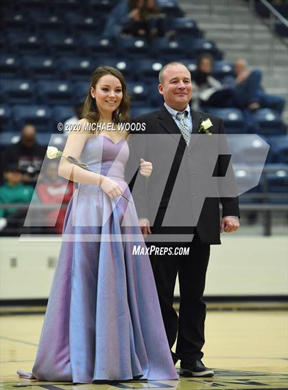 Thumbnail 3 in Bentonville West vs. Springdale photogallery.