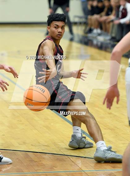 Thumbnail 2 in Bentonville West vs. Springdale photogallery.