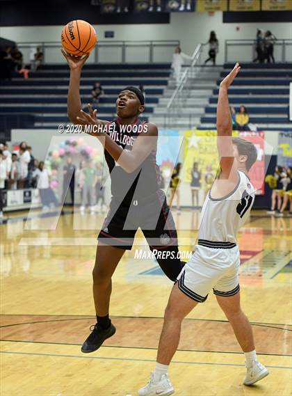 Thumbnail 2 in Bentonville West vs. Springdale photogallery.
