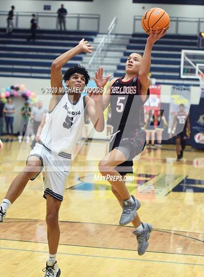 Thumbnail 3 in Bentonville West vs. Springdale photogallery.