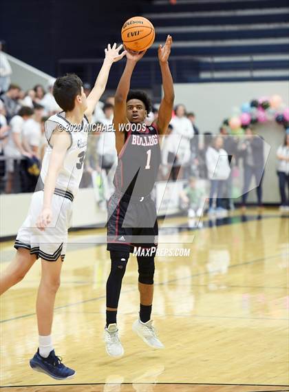Thumbnail 3 in Bentonville West vs. Springdale photogallery.