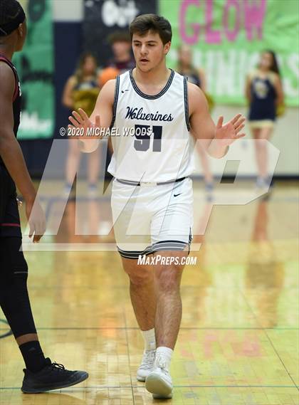 Thumbnail 2 in Bentonville West vs. Springdale photogallery.