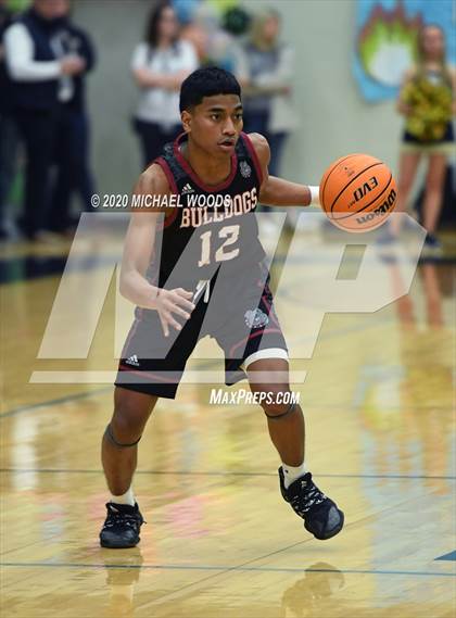 Thumbnail 2 in Bentonville West vs. Springdale photogallery.