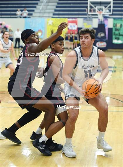 Thumbnail 1 in Bentonville West vs. Springdale photogallery.