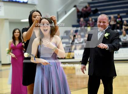 Thumbnail 1 in Bentonville West vs. Springdale photogallery.