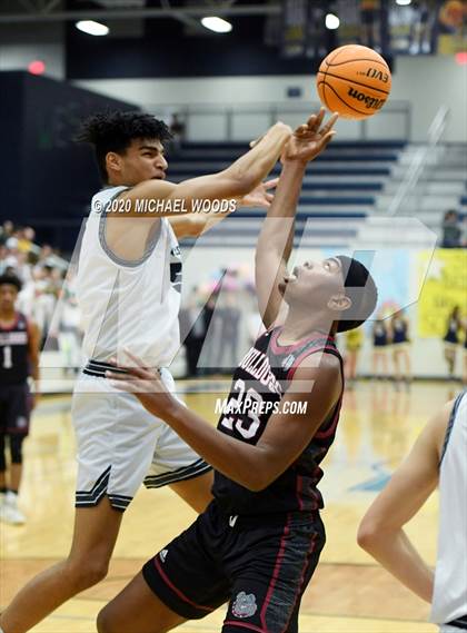 Thumbnail 2 in Bentonville West vs. Springdale photogallery.