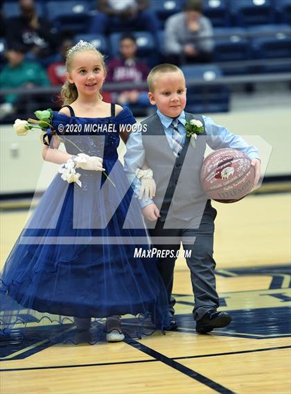 Thumbnail 1 in Bentonville West vs. Springdale photogallery.
