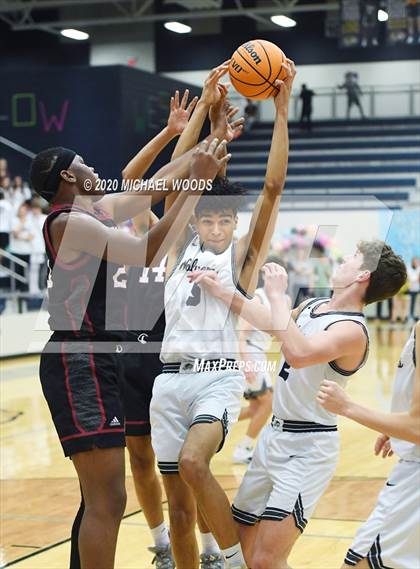 Thumbnail 3 in Bentonville West vs. Springdale photogallery.
