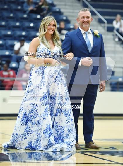 Thumbnail 1 in Bentonville West vs. Springdale photogallery.