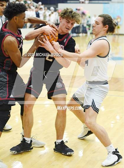 Thumbnail 2 in Bentonville West vs. Springdale photogallery.