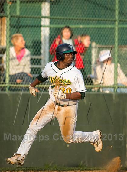Thumbnail 1 in Woodgrove @ Loudoun Valley photogallery.
