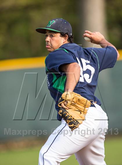 Thumbnail 2 in Woodgrove @ Loudoun Valley photogallery.