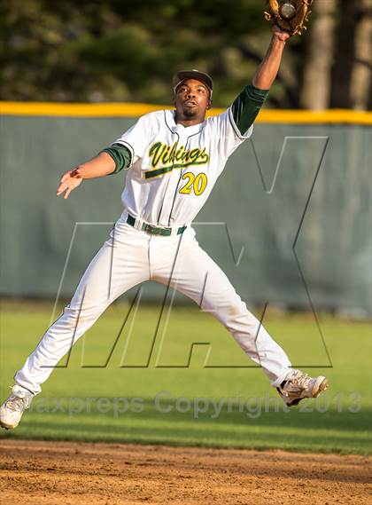 Thumbnail 3 in Woodgrove @ Loudoun Valley photogallery.