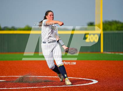 Thumbnail 3 in Lake Creek vs Pflugerville (UIL 5A Reg III Quarterfinal) photogallery.