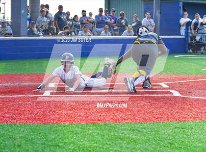 Thumbnail 2 in Lake Creek vs Pflugerville (UIL 5A Reg III Quarterfinal) photogallery.