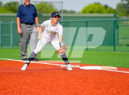 Thumbnail 3 in Lake Creek vs Pflugerville (UIL 5A Reg III Quarterfinal) photogallery.