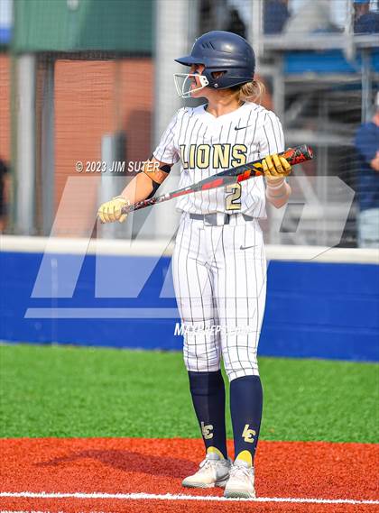 Thumbnail 1 in Lake Creek vs Pflugerville (UIL 5A Reg III Quarterfinal) photogallery.