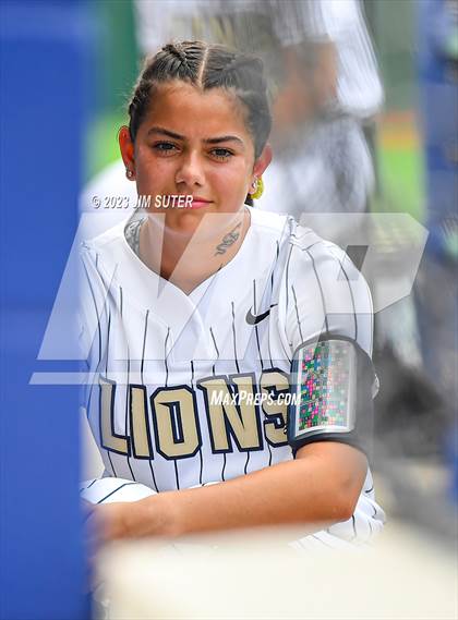 Thumbnail 2 in Lake Creek vs Pflugerville (UIL 5A Reg III Quarterfinal) photogallery.