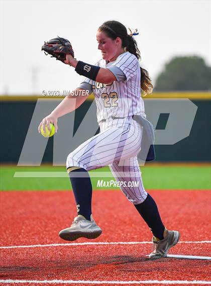 Thumbnail 2 in Lake Creek vs Pflugerville (UIL 5A Reg III Quarterfinal) photogallery.