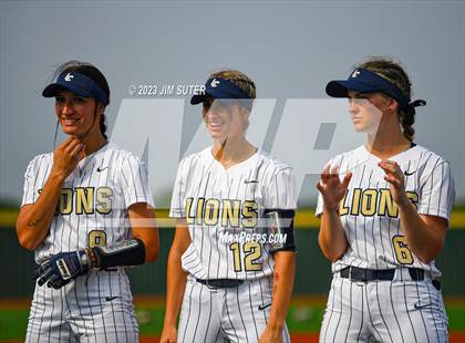 Thumbnail 2 in Lake Creek vs Pflugerville (UIL 5A Reg III Quarterfinal) photogallery.