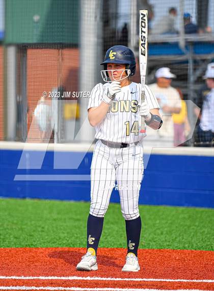Thumbnail 1 in Lake Creek vs Pflugerville (UIL 5A Reg III Quarterfinal) photogallery.