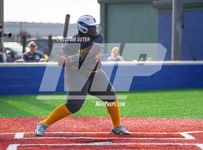 Thumbnail 2 in Lake Creek vs Pflugerville (UIL 5A Reg III Quarterfinal) photogallery.