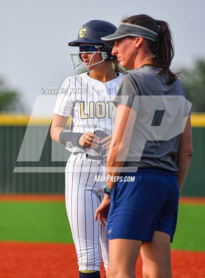 Thumbnail 2 in Lake Creek vs Pflugerville (UIL 5A Reg III Quarterfinal) photogallery.