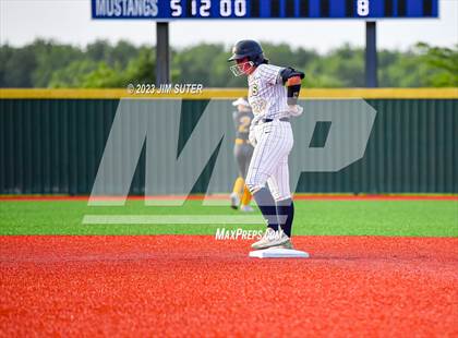 Thumbnail 1 in Lake Creek vs Pflugerville (UIL 5A Reg III Quarterfinal) photogallery.