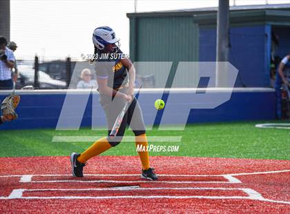 Thumbnail 1 in Lake Creek vs Pflugerville (UIL 5A Reg III Quarterfinal) photogallery.