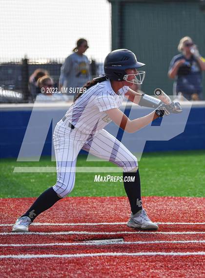 Thumbnail 2 in Lake Creek vs Pflugerville (UIL 5A Reg III Quarterfinal) photogallery.