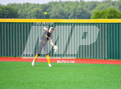 Thumbnail 2 in Lake Creek vs Pflugerville (UIL 5A Reg III Quarterfinal) photogallery.