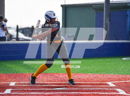 Thumbnail 3 in Lake Creek vs Pflugerville (UIL 5A Reg III Quarterfinal) photogallery.