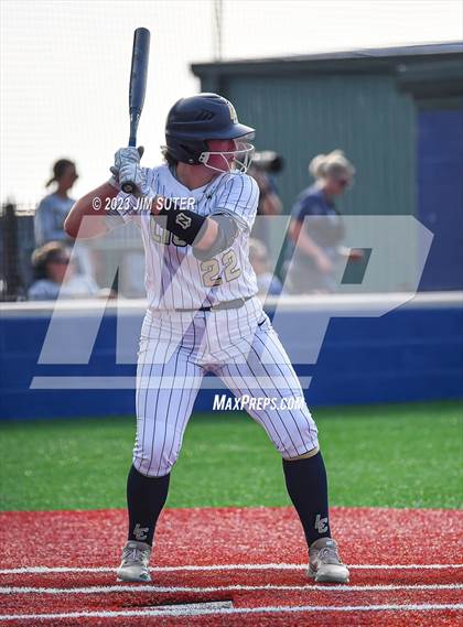 Thumbnail 1 in Lake Creek vs Pflugerville (UIL 5A Reg III Quarterfinal) photogallery.