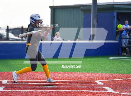 Thumbnail 3 in Lake Creek vs Pflugerville (UIL 5A Reg III Quarterfinal) photogallery.