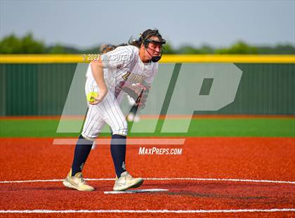 Thumbnail 3 in Lake Creek vs Pflugerville (UIL 5A Reg III Quarterfinal) photogallery.