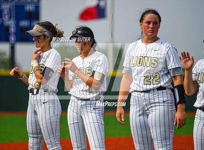 Thumbnail 3 in Lake Creek vs Pflugerville (UIL 5A Reg III Quarterfinal) photogallery.