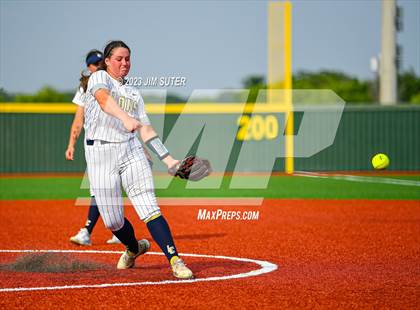 Thumbnail 2 in Lake Creek vs Pflugerville (UIL 5A Reg III Quarterfinal) photogallery.