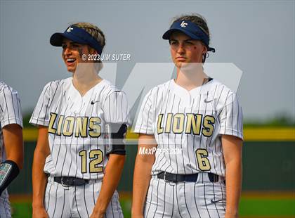 Thumbnail 1 in Lake Creek vs Pflugerville (UIL 5A Reg III Quarterfinal) photogallery.