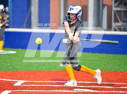 Thumbnail 2 in Lake Creek vs Pflugerville (UIL 5A Reg III Quarterfinal) photogallery.