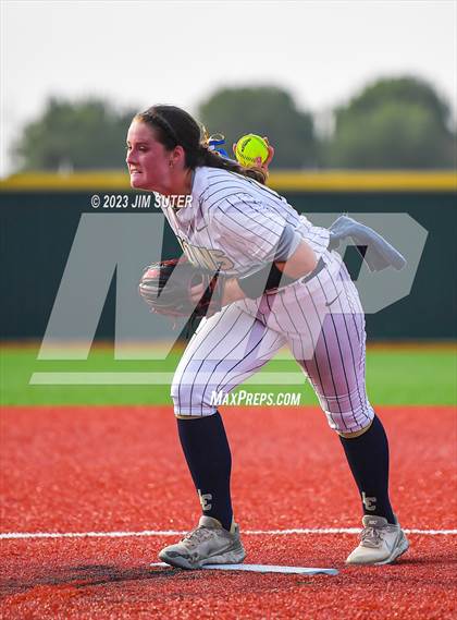 Thumbnail 2 in Lake Creek vs Pflugerville (UIL 5A Reg III Quarterfinal) photogallery.