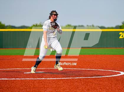 Thumbnail 2 in Lake Creek vs Pflugerville (UIL 5A Reg III Quarterfinal) photogallery.