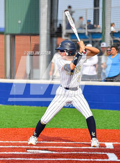 Thumbnail 3 in Lake Creek vs Pflugerville (UIL 5A Reg III Quarterfinal) photogallery.